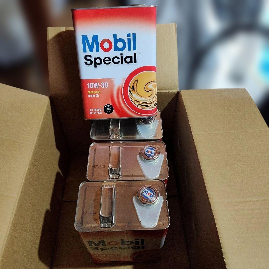 Mobil Special 10W-30 エンジンオイル 4L×4