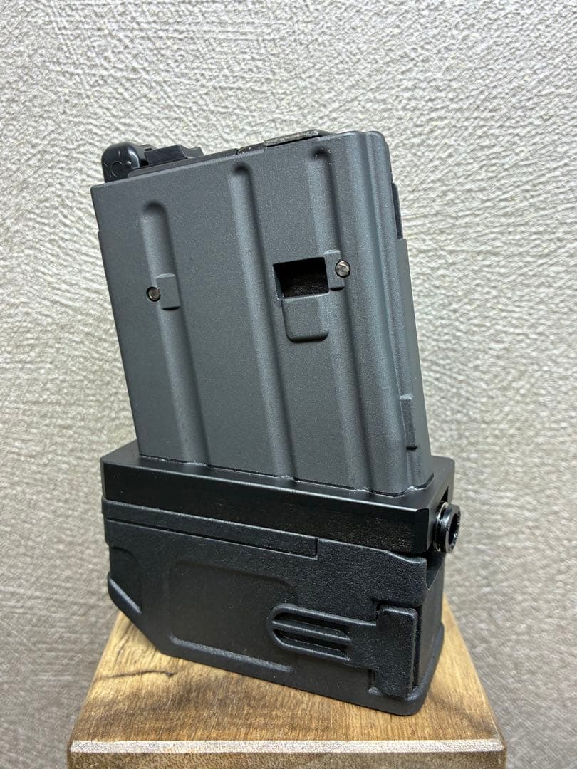 R7-26 東京マルイ GBB M4 マガジンアダプター 外部ソース仕様