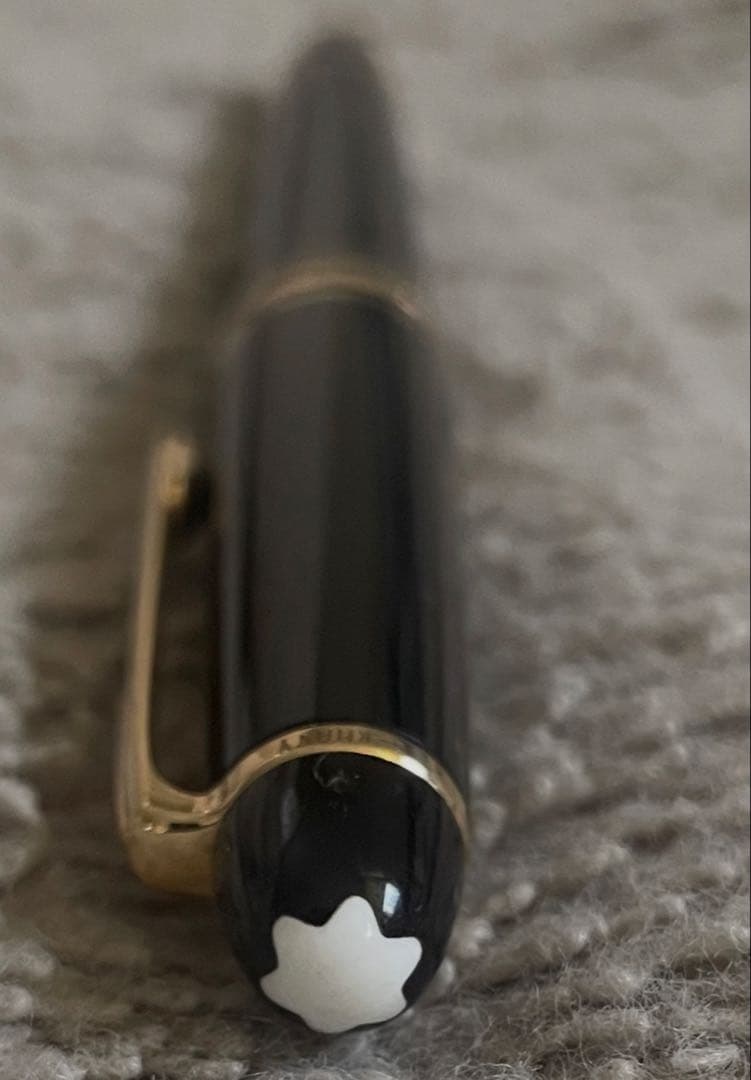モンブラン(MONTBLANC)万年筆 マイスターシュテュック