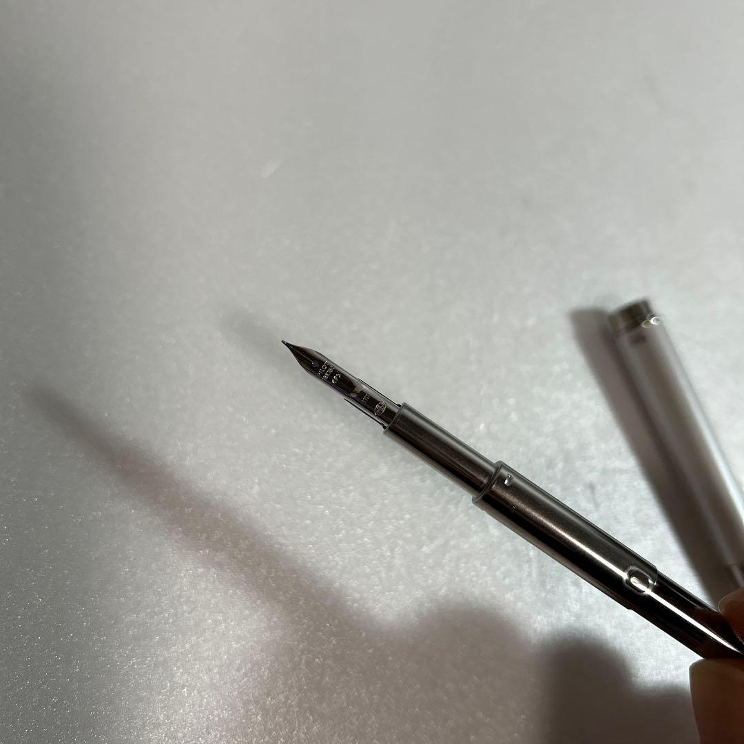 PILOT パイロット キャップレス デシモ パールホワイト18K 万年筆