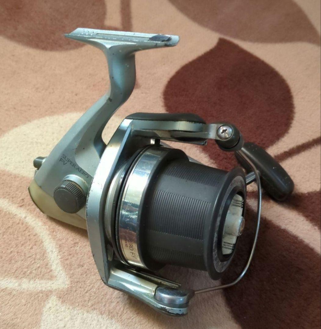 SUPER AERO FV スピニングリール
