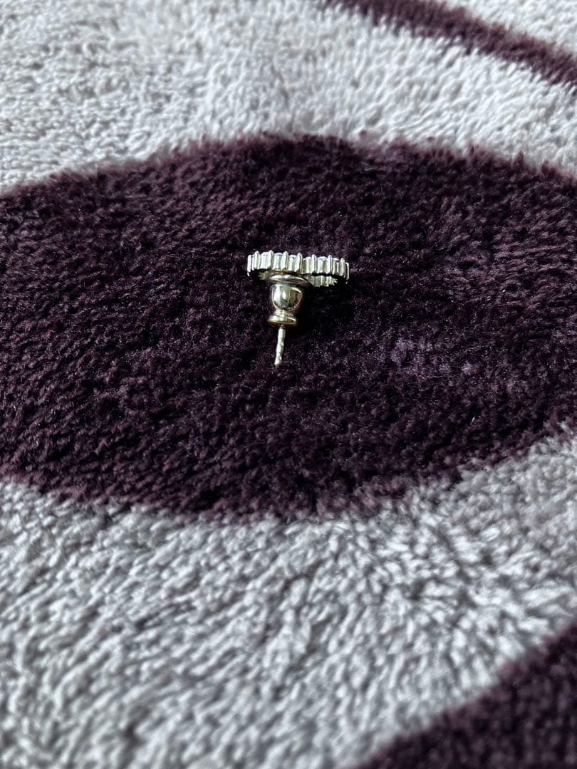 DIOR ピアス　片耳　ゴールド