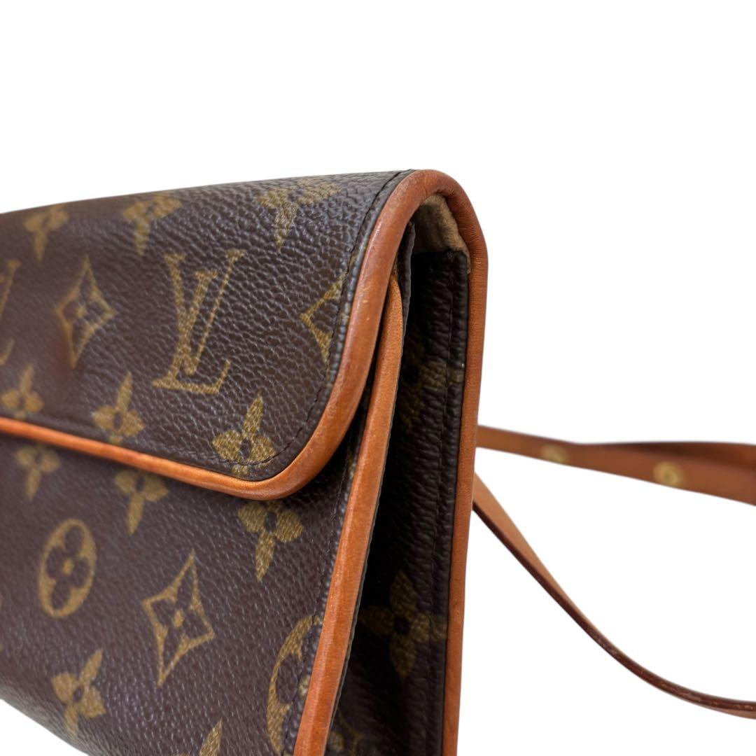 LOUIS VUITTON モノグラム ポシェット
