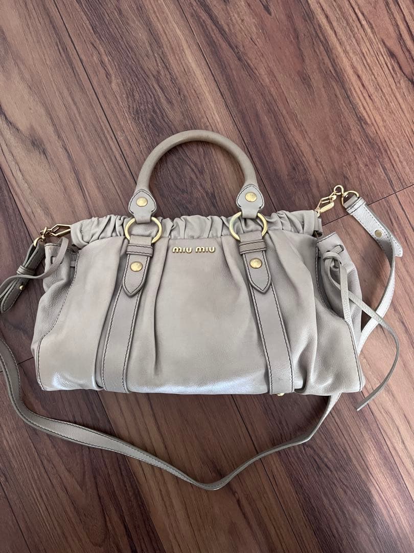 MIUMIU ミュウミュウ ハンドバッグ