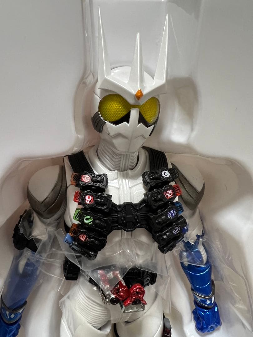 【開封済み・美品】真骨彫製法 仮面ライダーエターナル S.H.Figuarts