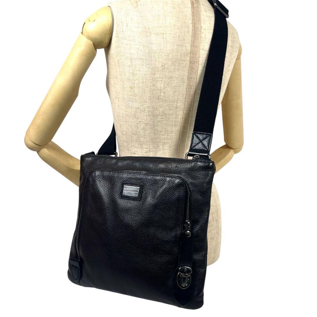 ドルチェアンドガッバーナ　D&G ショルダーバッグ　ロゴプレート　レザー　極美品