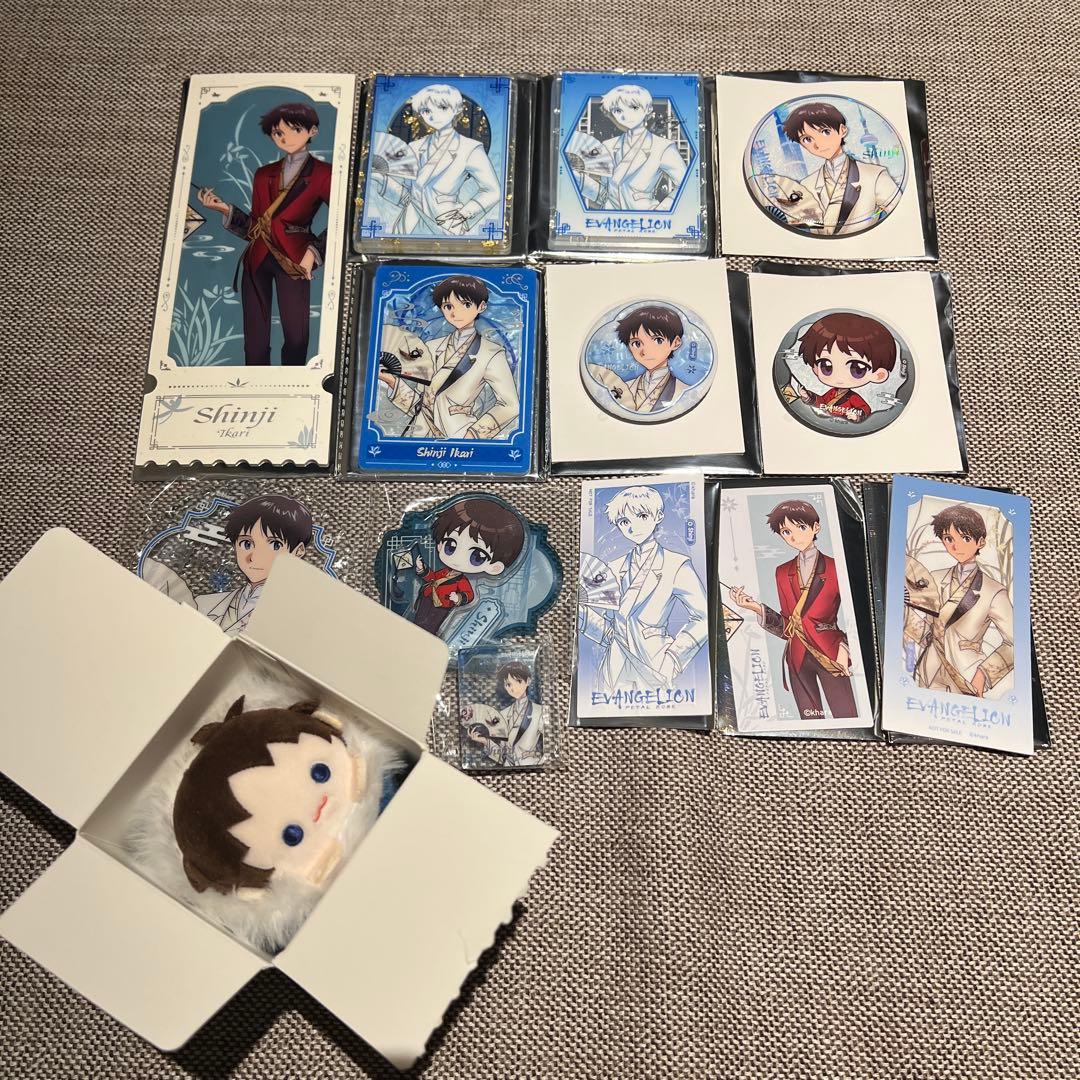 エヴァ 中国限定 ポップアップ 缶バッジ アクリルカード シンジ セット売り