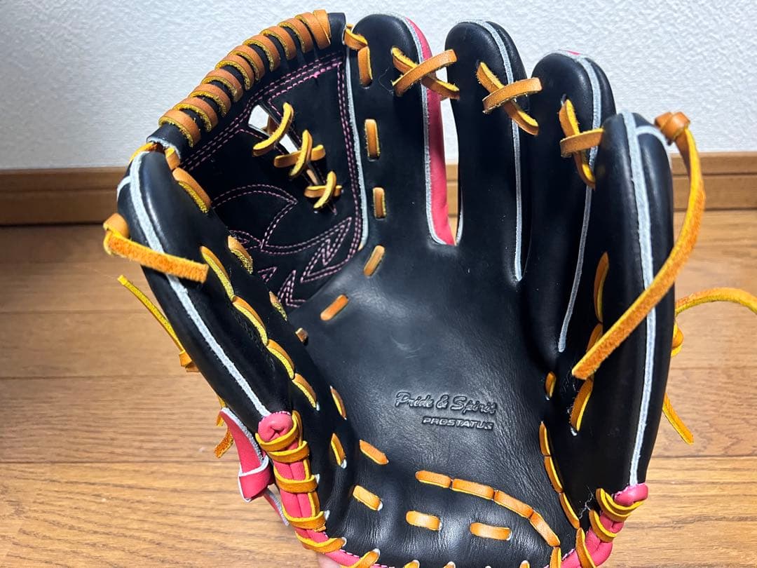 ガ*ン様 ZETT プロステイタス　ピッチャー用グローブ　桜刺繍