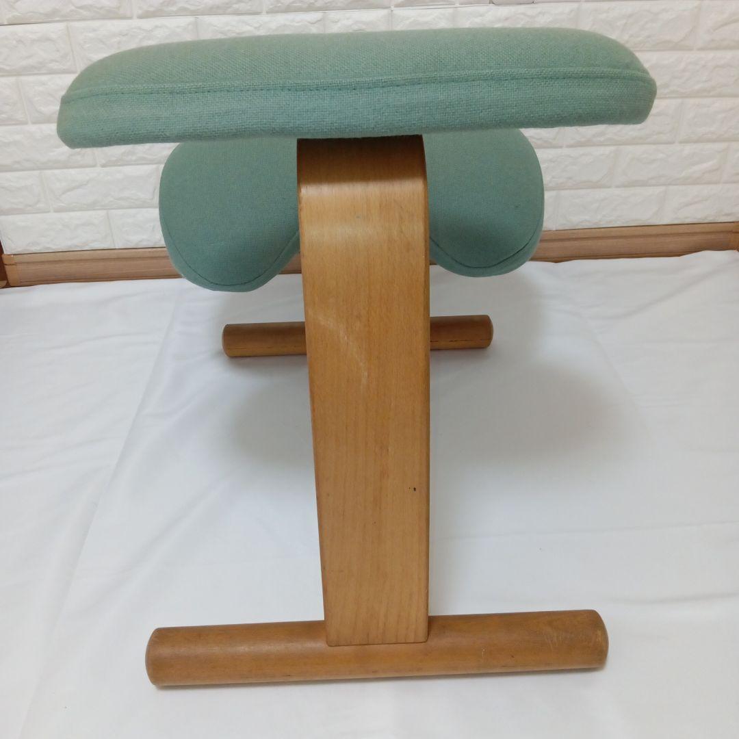 【送料無料】Rybo リボ社 バランスチェア イージー 姿勢矯正 椅子