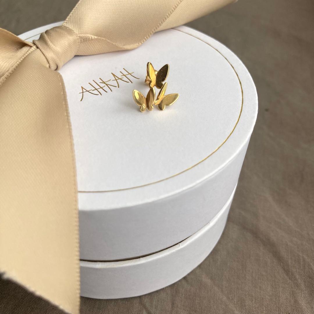 お値下げ⭐︎美品⭐︎AHKAH パピヨンブリリアン ピアス⭐︎シングル