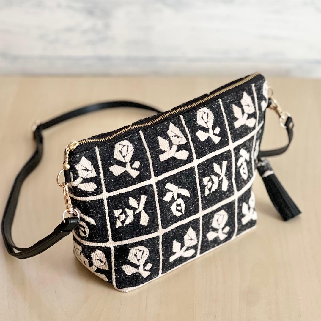 ミナペルホネン Lulu beigeショルダーバッグMB512-101