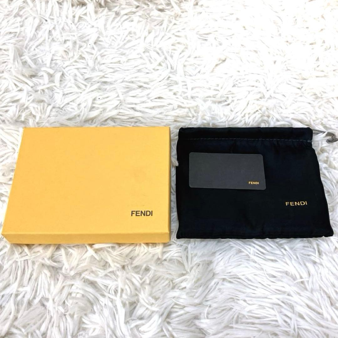 ✨新品フェンディ パスポートケース ズッカ FF メンズ レディース 本物 正規