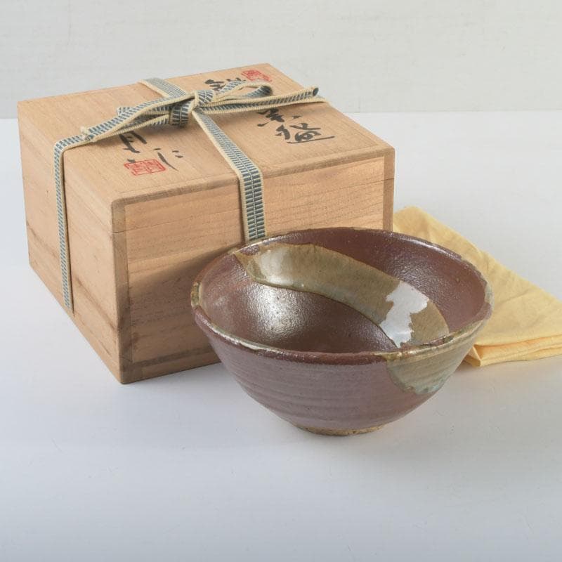 茶道具　虎山窯　鈴木青々作　鉄釉　茶碗　共箱　C　9483