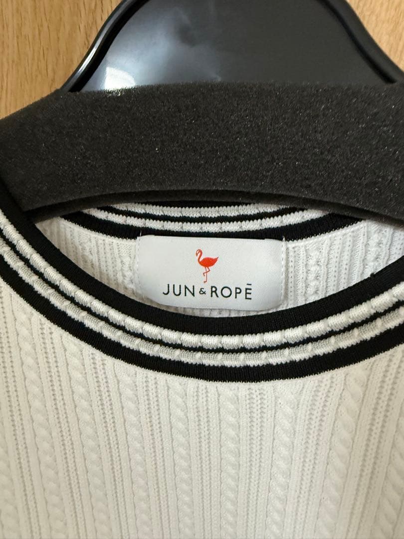 【完売品】JUN&ROPE ミニケーブル柄プレート使い 長袖プルオーバー L