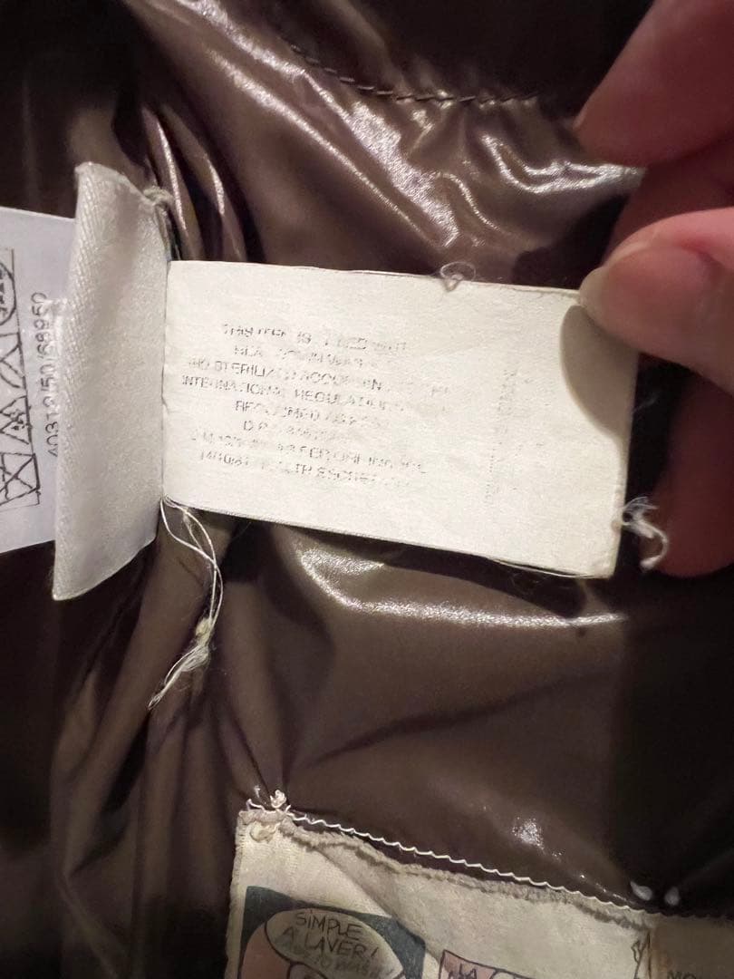 MONCLER トーマス　カーキ色ダウンジャケット