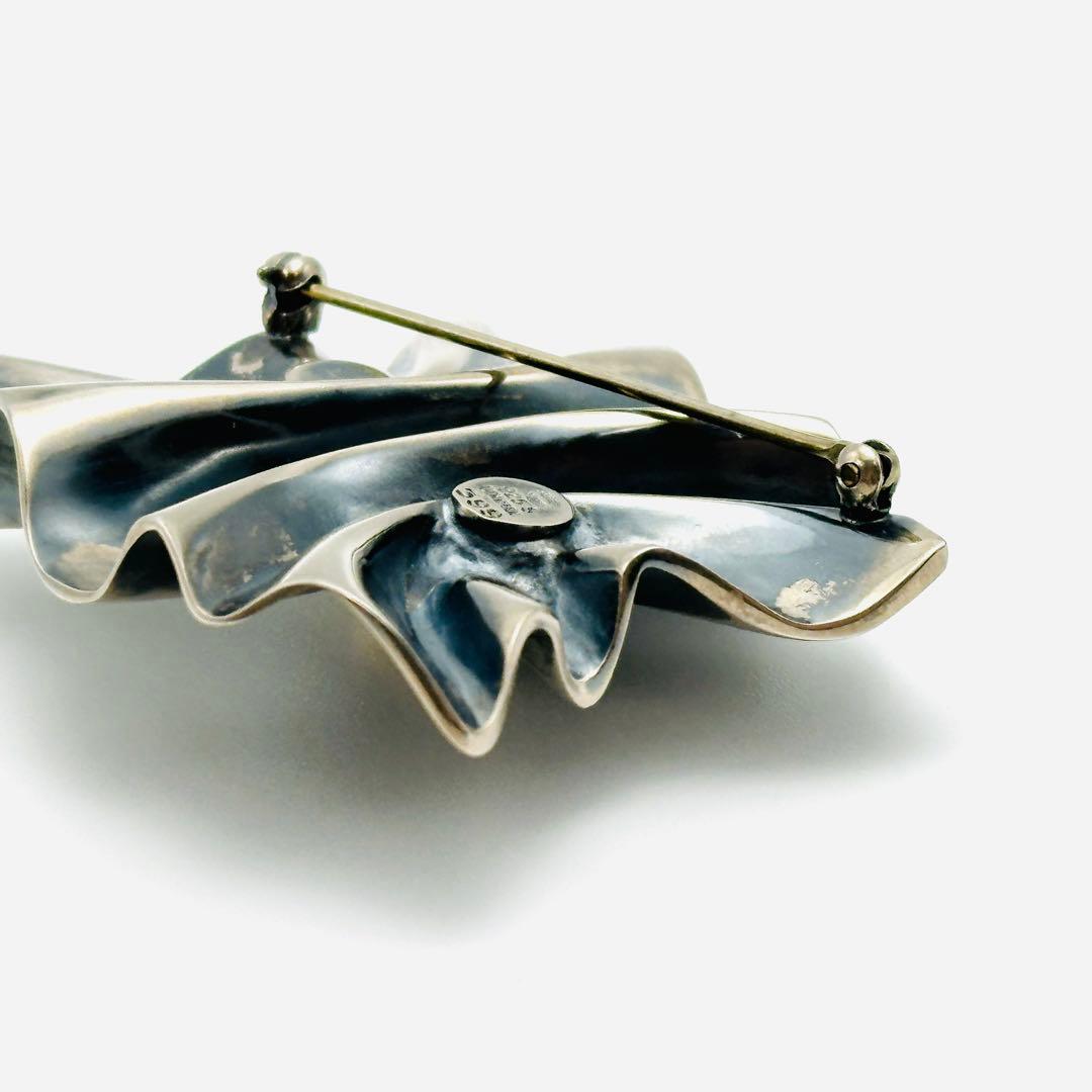   399 ギャザー　シルバーブローチ　925 燻　コンビ