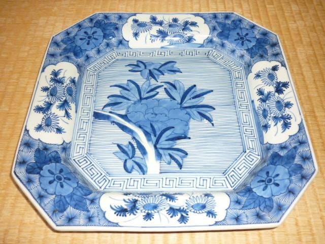 ◆美品 江戸後期！古伊万里 落款『三元』牡丹/雷文/花模様/唐草 八角染付角皿