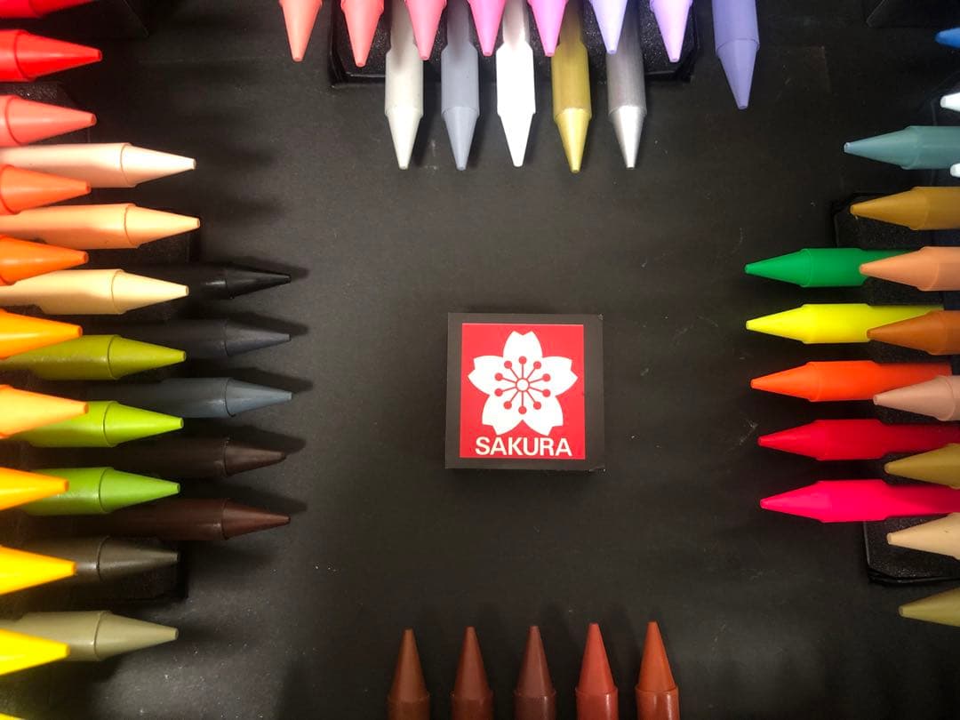 サクラクレパス　１００周年記念　限定エディション　１００色　クーピー