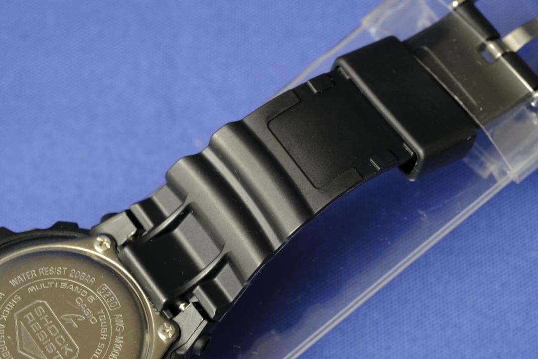 【綺麗】G-SHOCK AWG-M100B ブラック 電波ソーラー (102)