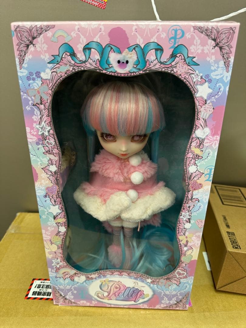 プーリップ フラッフィーコットンキャンディPullip FluffyP-256。