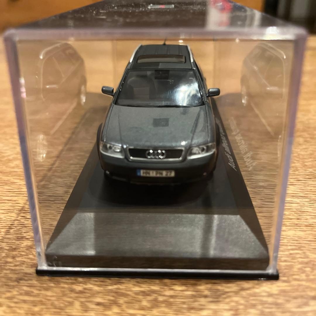 ミニカー MINICHAMPS AUDI allroad quattro 1/43