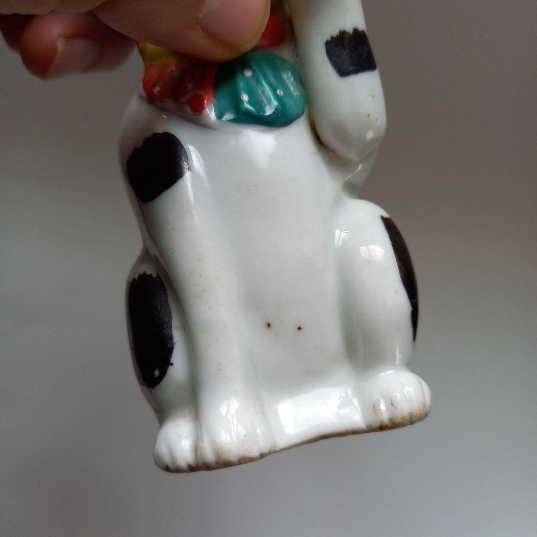 招き猫　磁器人形　猫の置物