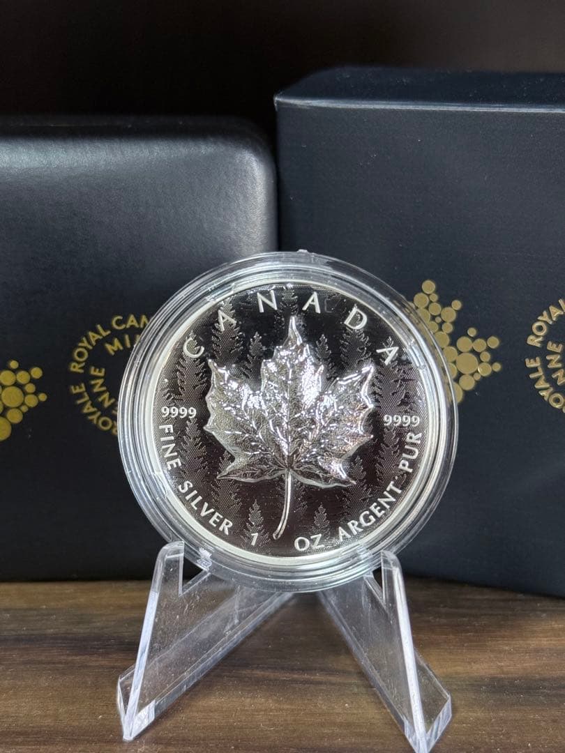 2024年 カナダ メイプルリーフ銀貨 1オンス 銀貨 20ドル （UHR）純銀