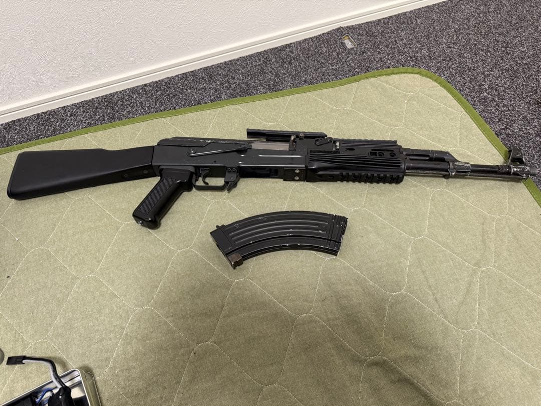 東京マルイ　ak47 カスタム　電動ガン マガジン付き　SBD付