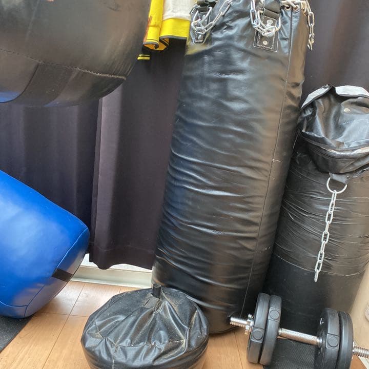 サンドバッグ　本革