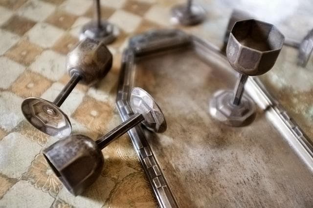 sold 1900s フランス 多数派オクトゴナル リキュールカップとトレイ