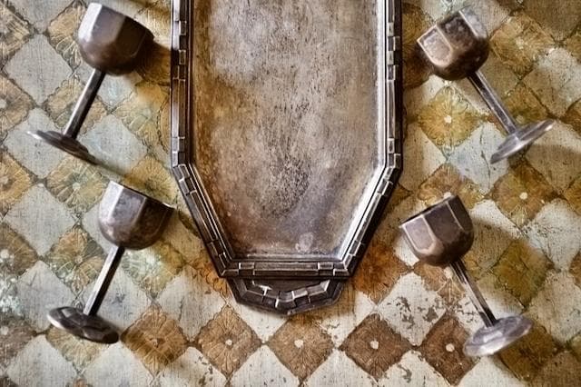 sold 1900s フランス 多数派オクトゴナル リキュールカップとトレイ