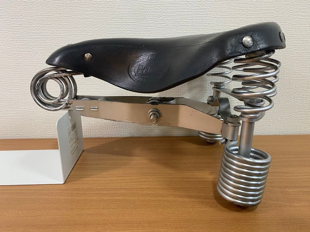 自転車　オランダ製　レザーサドル　Lepper Primus