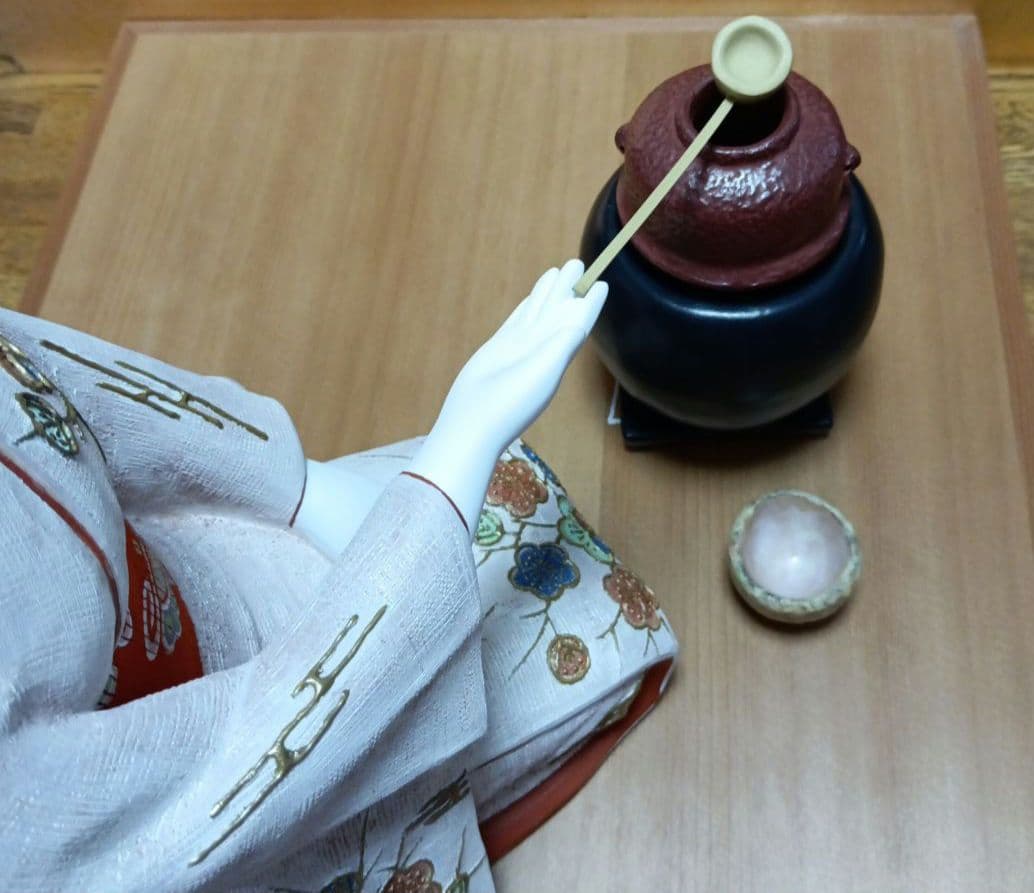 【伝統工芸品】博多人形　点茶　吉武國明氏作　ガラスケース付き　日本人形