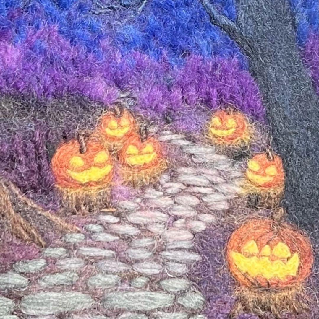 羊毛フェルト　羊毛絵画『ハロウィンの森』ハンドメイド　羊毛刺繍
