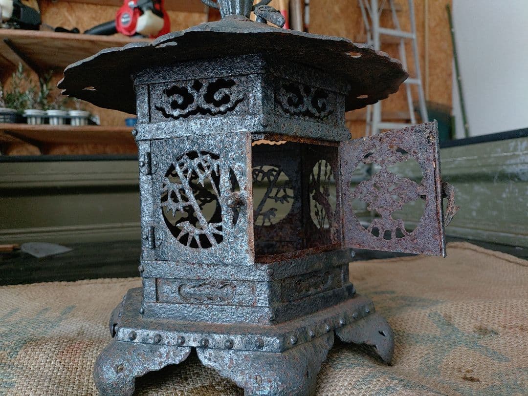 吊り灯籠　蝉つき　　アンティーク　雑貨　骨董　吊灯籠　灯り　照明　庭　インテリア