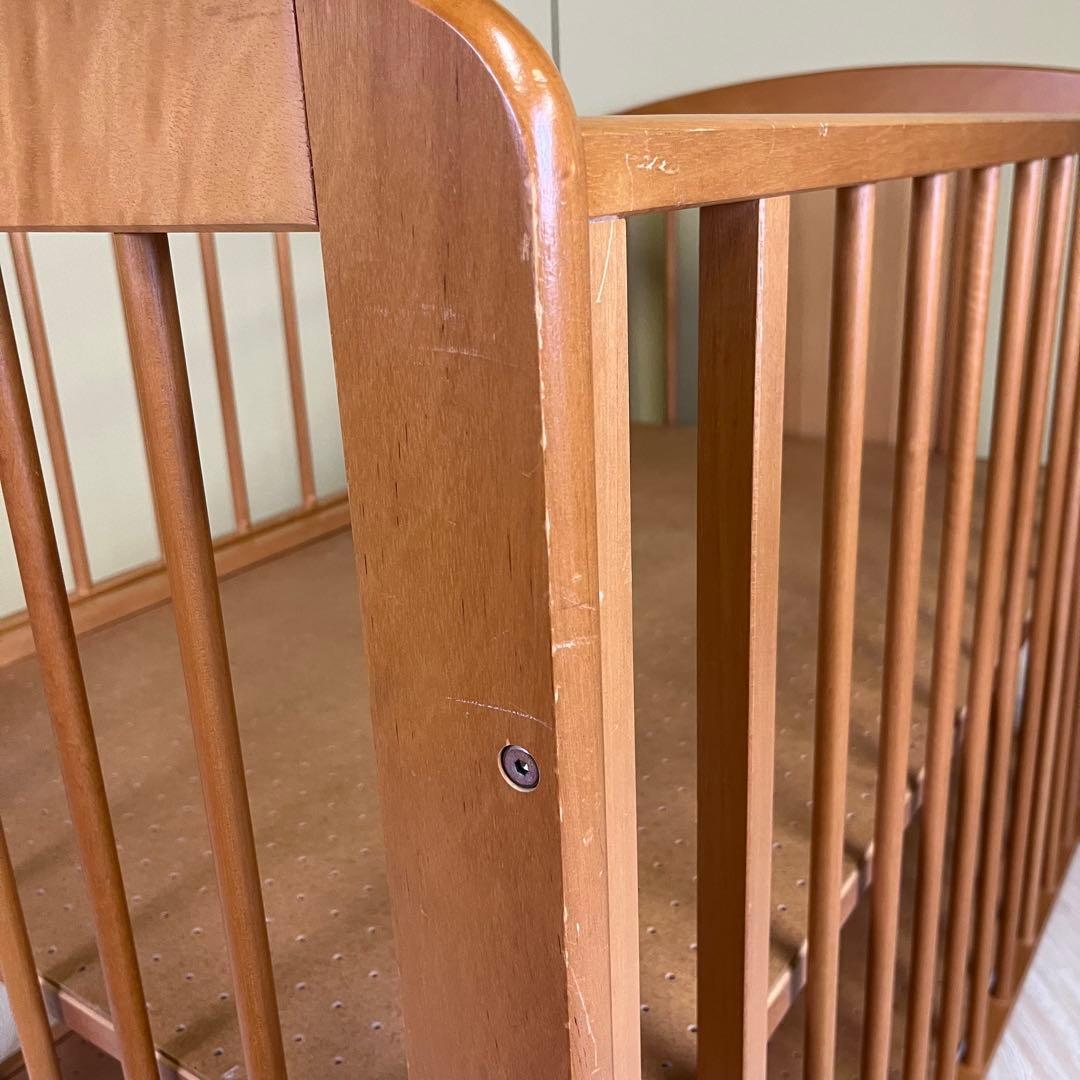 ☆除菌清掃済☆　カトージ　くまのプーさん　ベビーベッド　ライトブラウン