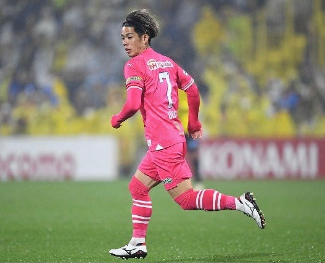 ♦︎美品♦︎7上門XLサイズセレッソ大阪ユニフォーム