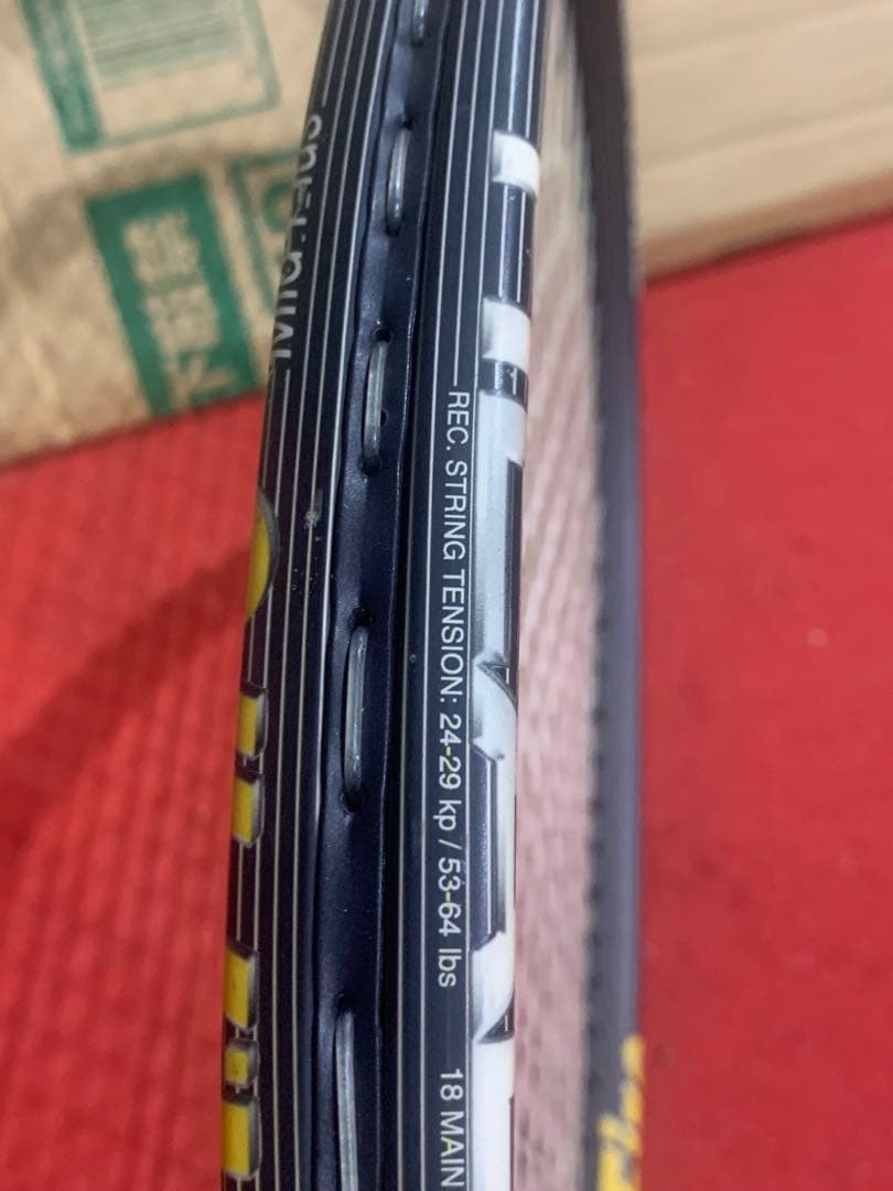 HEAD Titanium Tennis ラケット ケース付き