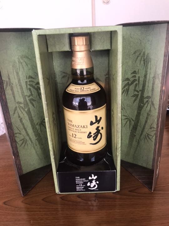 サントリー山崎12年希少　竹林模様ケース700ml シングルモルトウイスキー新品
