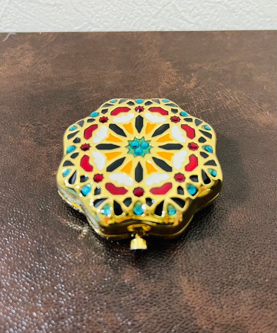 エスティローダー ルーシディティ プレストパウダー モロカン モザイクタイル