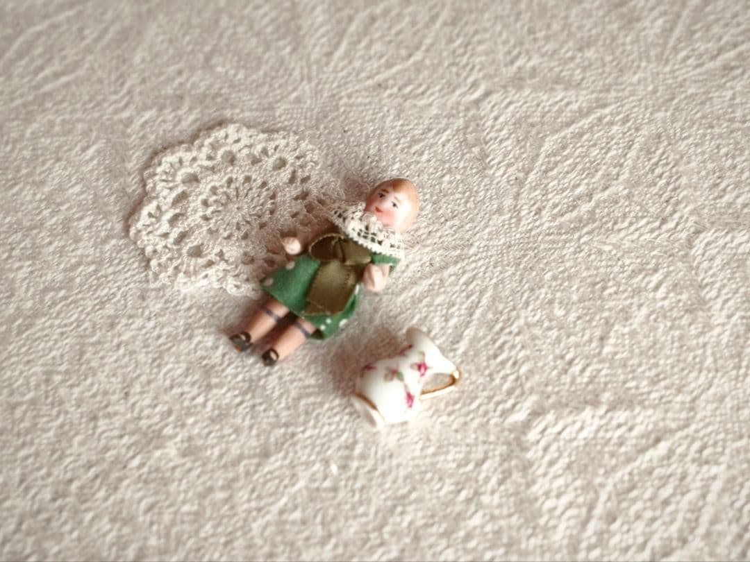 * mini doll ❀ * 親指姫のような 小さな女の子