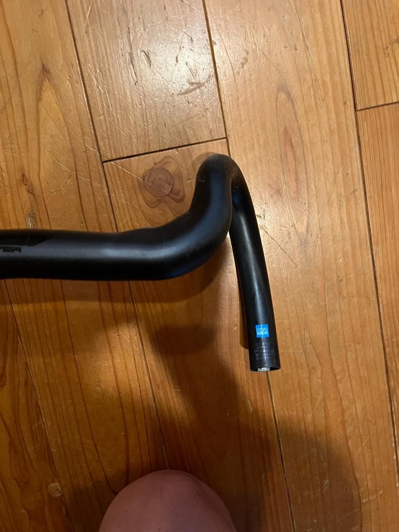 シマノプロ DISCOVERカーボン 20°フレア ドロップハンドル（31.8）