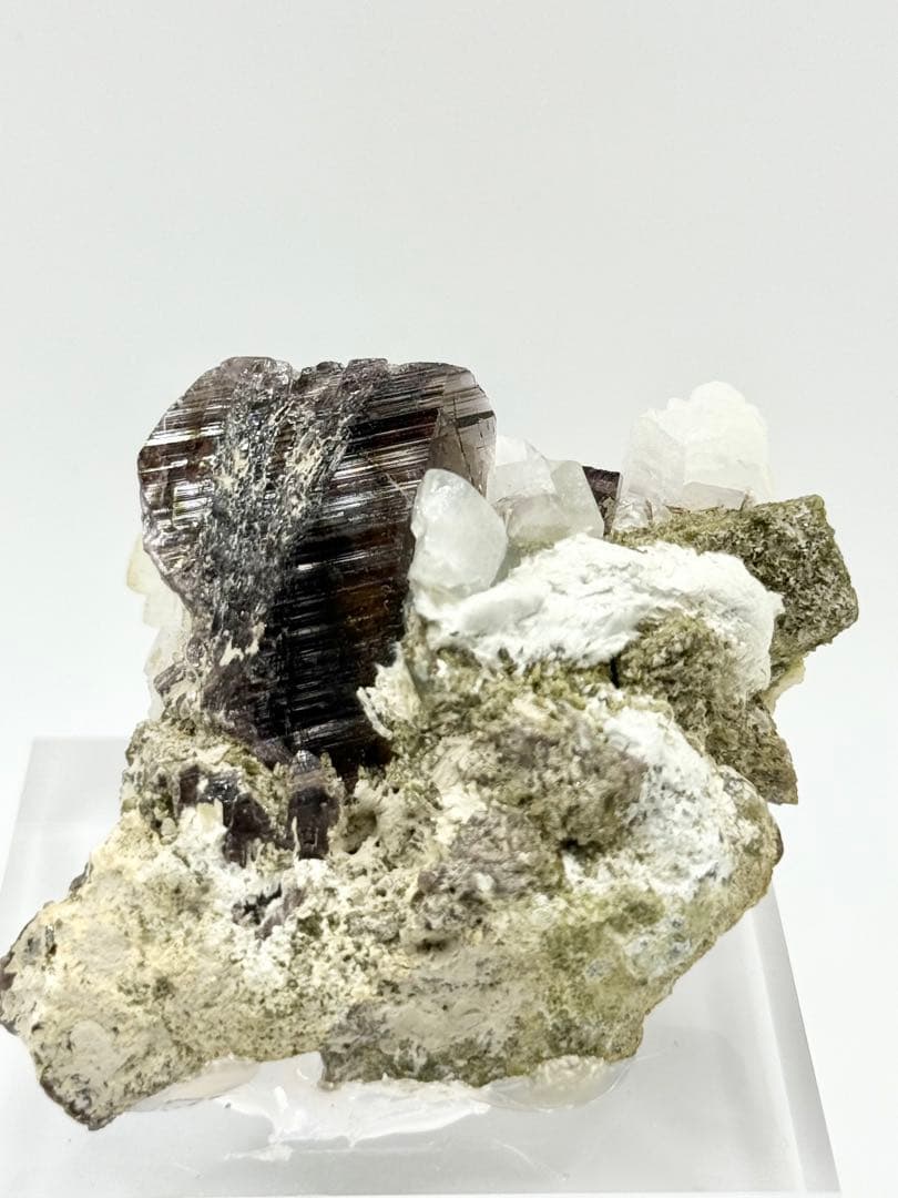 アキシナイト　バライト　斧石　重晶石　原石　鉱物　鉱物標本　水晶　隕石　鉱石