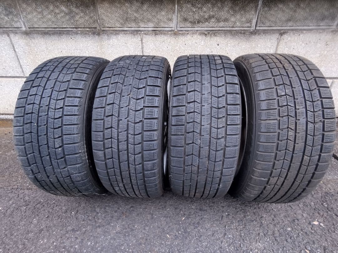 j*k様 メルセデスベンツ用スタッドレスタイヤ&ホィール４本の出品です。