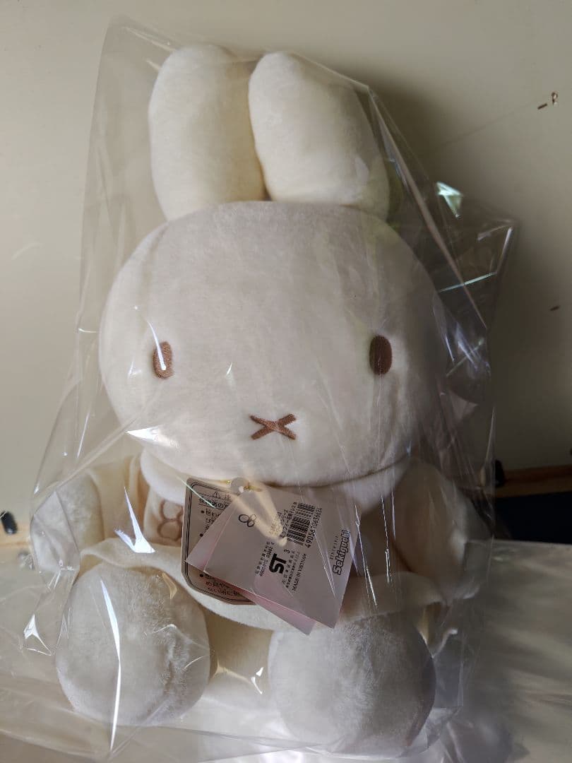 miffy whiteシリーズ ミッフィー 花柄ドレスM ぬいぐるみ 値下げなし