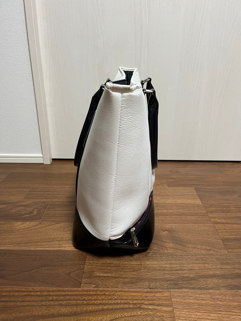 新品未使用タグ付き　タイトリスト　TITLEIST　トートバッグ　2層式