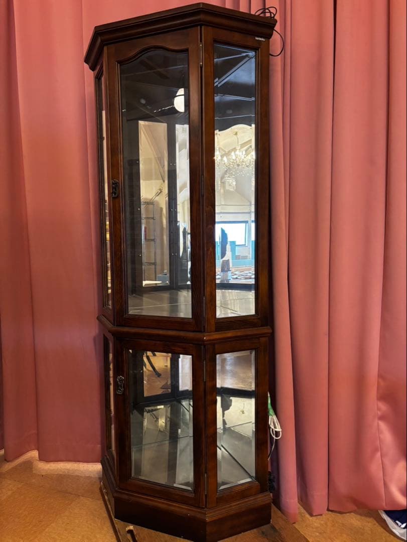 カリモク木製コーナーキャビネット