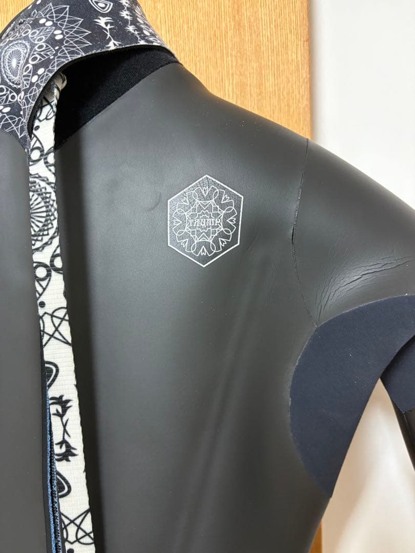 trump トランプ ウェットスーツ　セミドライ　HEX