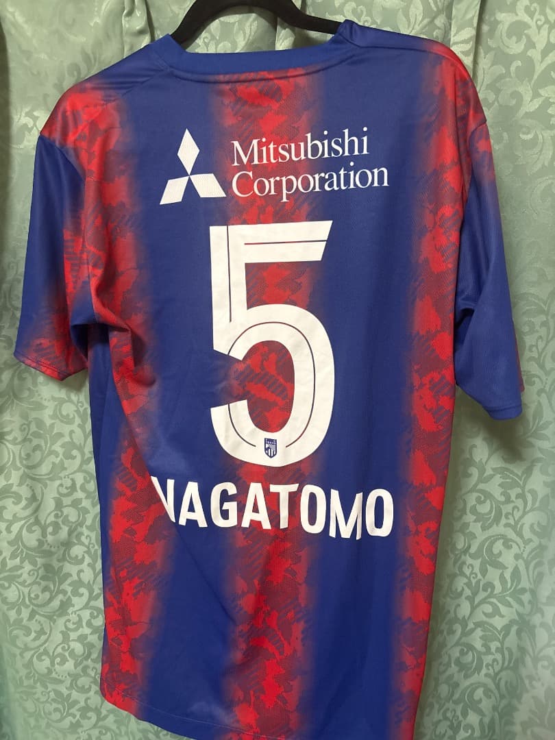 さ*さ様 FC東京背番号5長友ユニホーム