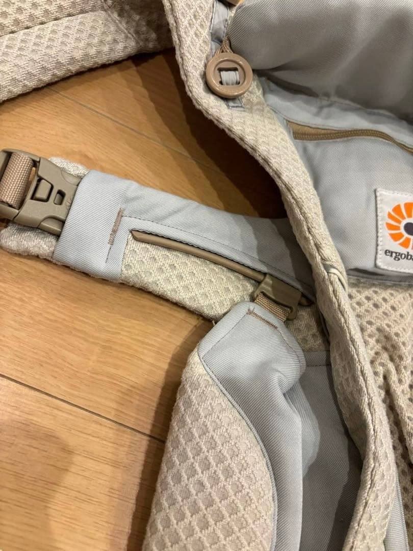 エルゴベビー オムニブリーズ抱っこ紐 サンドベージュ メッシュ